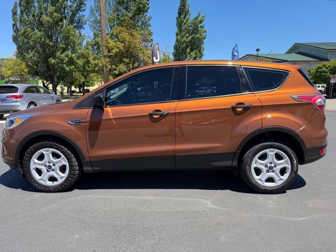 Used 2017 Ford Escape S FWD image 5