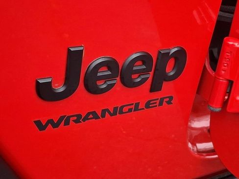 Used 2021 Jeep Wrangler Willys image 29