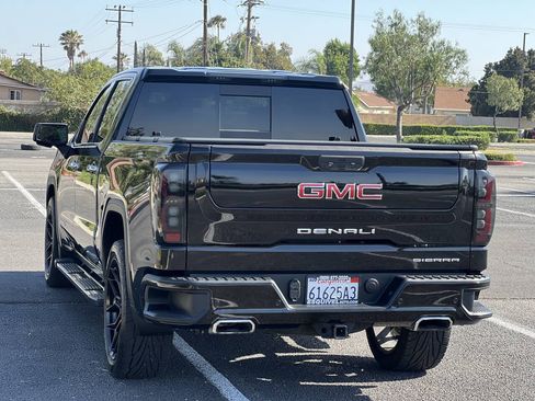 Used 2020 GMC Sierra 1500 Denali RWD image 17