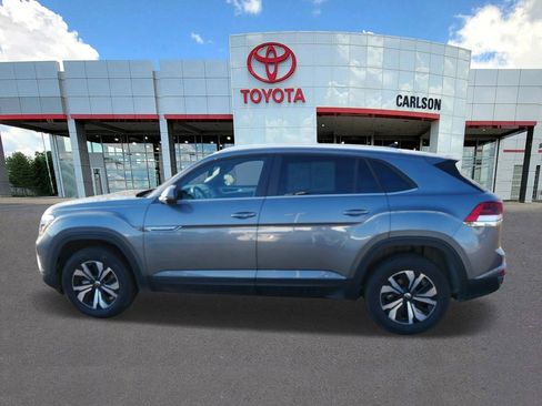 Used 2025 Volkswagen Atlas Cross Sport SE image 7