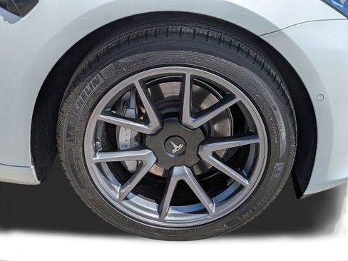 Used 2021 Tesla Model 3 Standard Range Plus RWD image 12