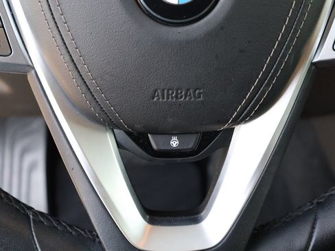 Used 2020 BMW X7 xDrive40i w/ Premium Package AWD/4WD image 31