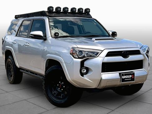 Used 2024 Toyota 4Runner TRD Off-Road Premium w/ Off Road Premium Plus Package AWD/4WD image 3