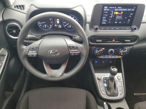 Used 2022 Hyundai Kona SEL image 16