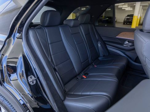 Used 2021 Mercedes-Benz GLE 350 4MATIC image 25