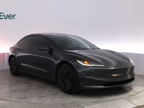 Used 2025 Tesla Model 3 Long Range RWD image 13