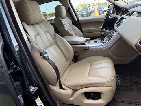 Used 2016 Land Rover Range Rover Sport SE AWD/4WD image 19