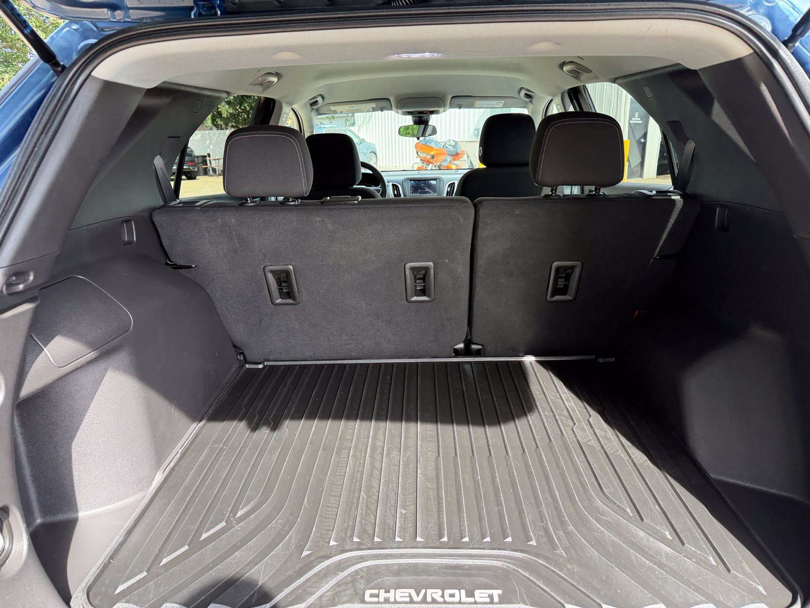 Used 2024 Chevrolet Equinox LS w/ LS Convenience Package FWD image 35