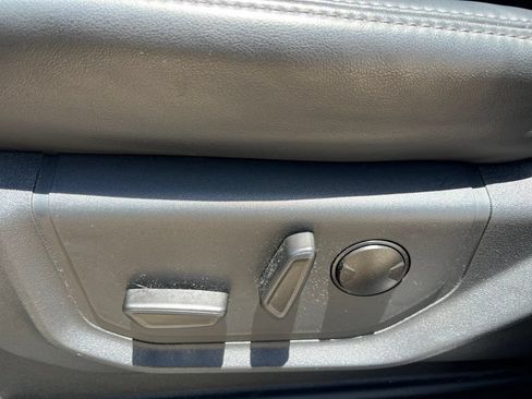 Used 2024 Ford Expedition XLT RWD image 10