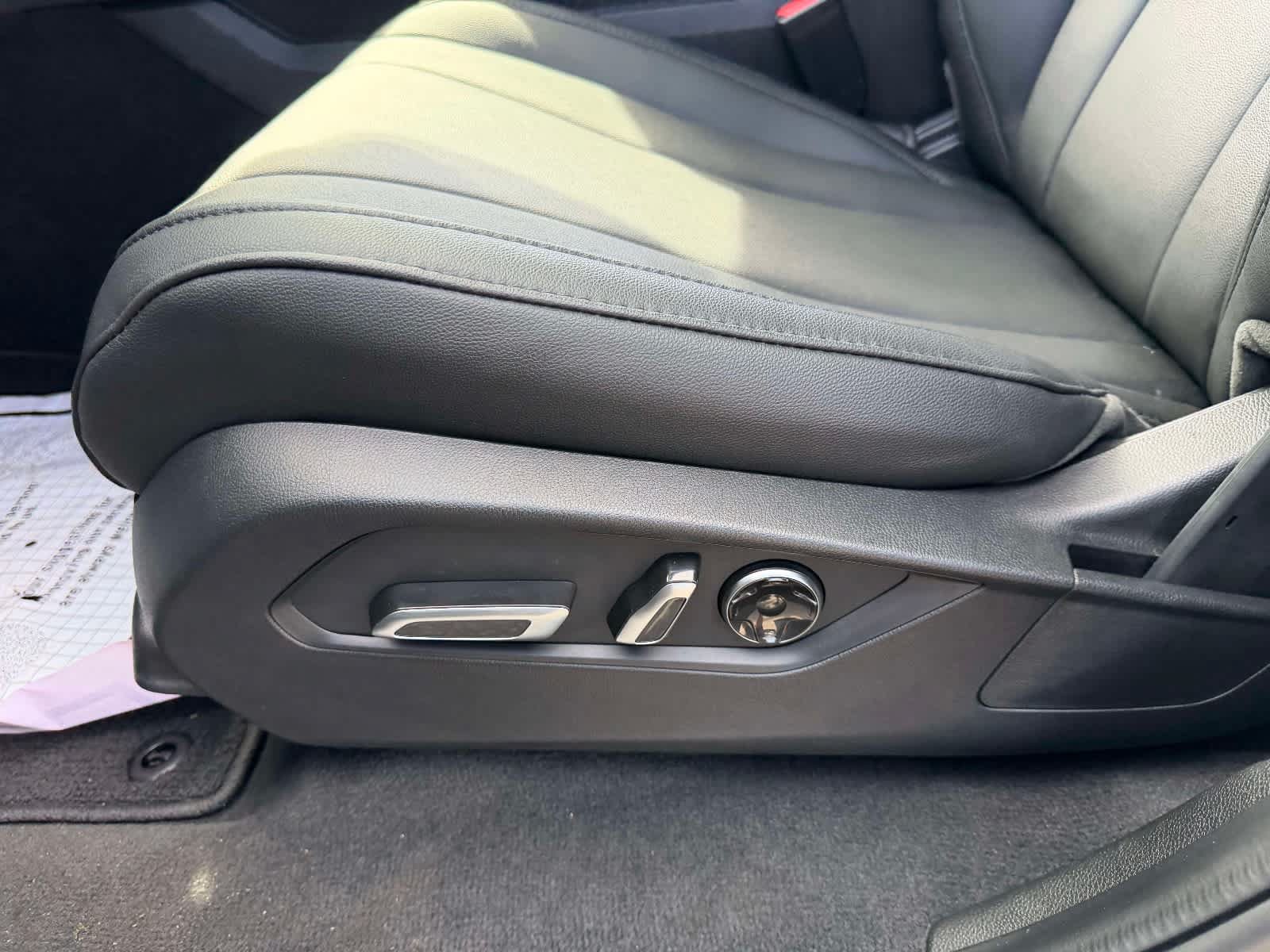 Certified 2026 Acura MDX SH-AWD image 18