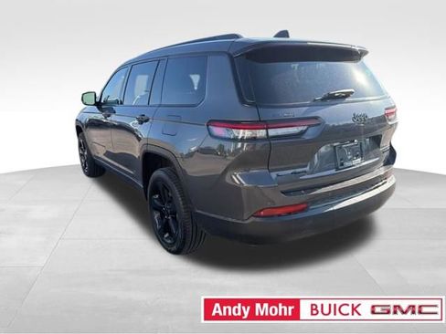 Used 2023 Jeep Grand Cherokee L Limited w/ Black Appearance Package AWD/4WD image 9