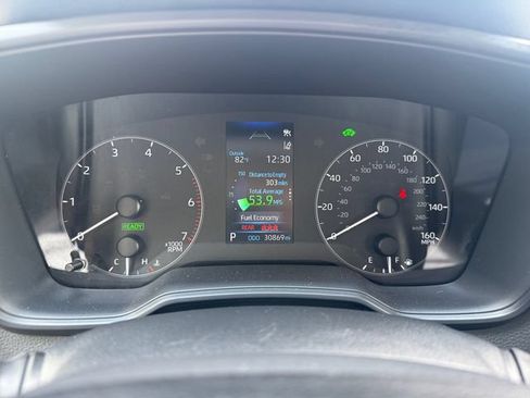 Used 2025 Toyota Corolla LE FWD image 19