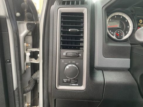 Used 2014 RAM 1500 Tradesman w/ Power & Remote Entry Group image 14