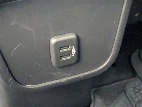 Used 2019 GMC Terrain SLE w/ Driver Convenience Package image 26