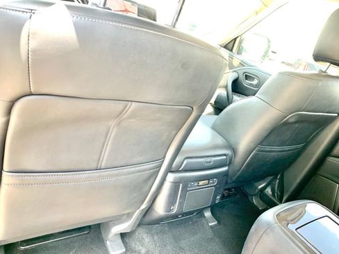 Used 2024 INFINITI QX80 Luxe AWD/4WD image 16