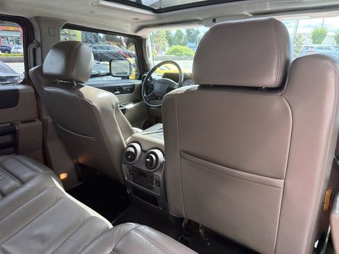 Used 2003 HUMMER H2 w/ Preferred Equipment Group AWD/4WD image 27