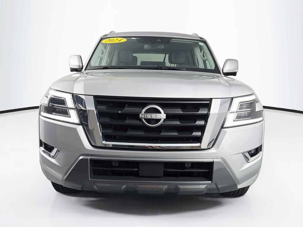 Used 2024 Nissan Armada SL RWD image 2