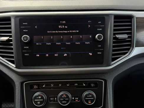 Used 2018 Volkswagen Atlas SE FWD image 35