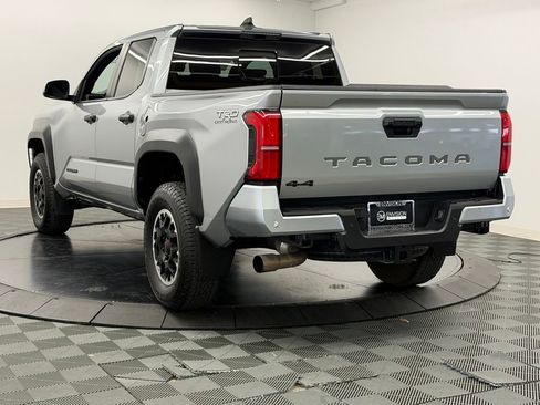 Certified 2024 Toyota Tacoma TRD Off-Road w/ TRD Off Road Upgrade Package AWD/4WD image 12