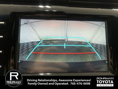 Used 2019 Toyota Camry SE image 22