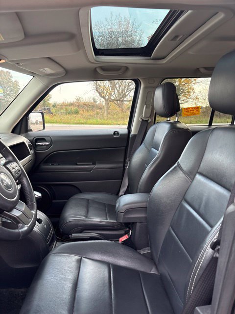 Certified 2016 Jeep Patriot High Altitude AWD/4WD image 10