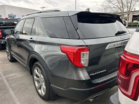 Certified 2020 Ford Explorer Platinum w/ Premium Technology Package image 4