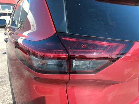 Certified 2023 Nissan Rogue S image 14