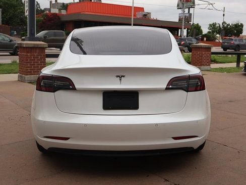 Used 2020 Tesla Model 3 Standard Range Plus RWD image 7