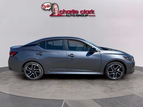 Certified 2025 Nissan Sentra SR w/ SR Premium Package FWD image 7