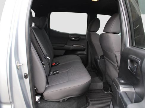 Used 2019 Toyota Tacoma image 35