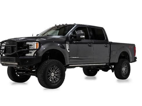 Used 2019 Ford F250 Lariat w/ Lariat Ultimate Package AWD/4WD image 2