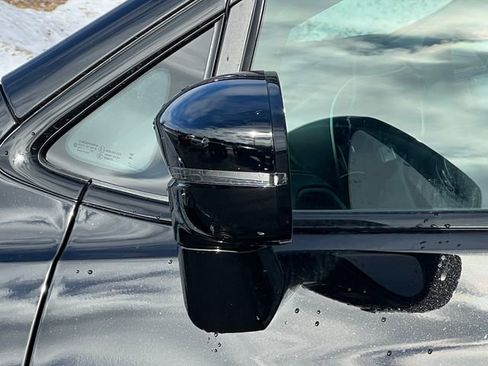 New 2026 Chrysler Pacifica Select image 40