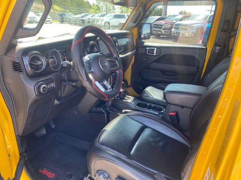 Used 2019 Jeep Wrangler Unlimited Rubicon AWD/4WD image 13