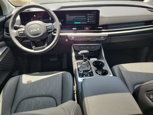 New 2026 Kia Carnival SX w/ SX Dark Edition Package FWD image 27