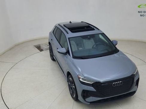 Used 2024 Audi Q4 e-tron Prestige AWD/4WD image 76