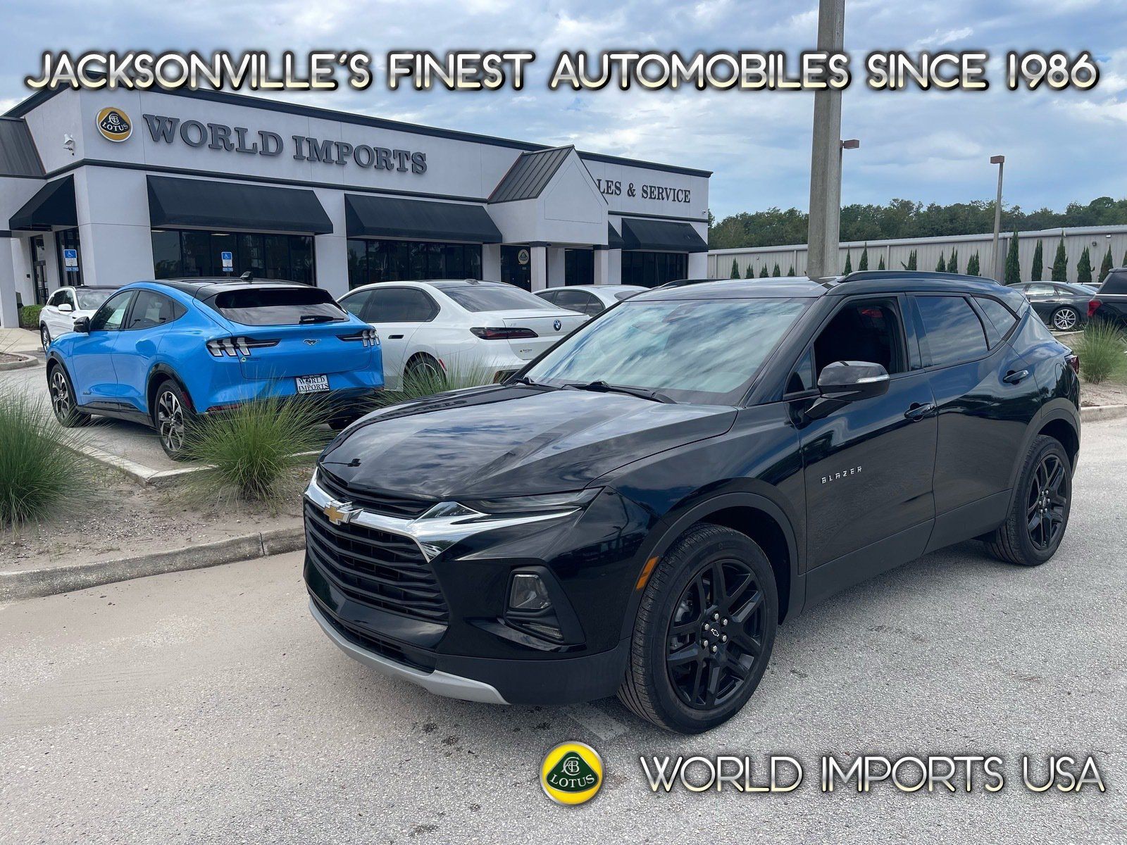 Used 2022 Chevrolet Blazer LT FWD image 1