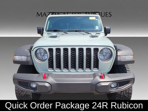 Used 2023 Jeep Gladiator Rubicon w/ Trailer Tow Package AWD/4WD image 4