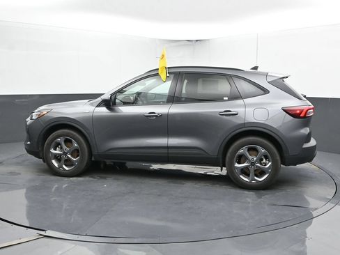 Used 2025 Ford Escape ST-Line AWD/4WD image 9