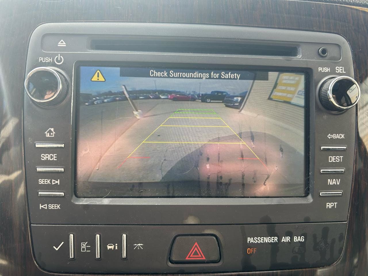 Used 2017 Chevrolet Traverse LT FWD image 25