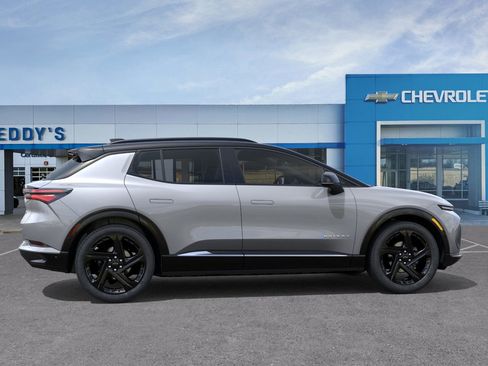 New 2026 Chevrolet Equinox EV RS image 6