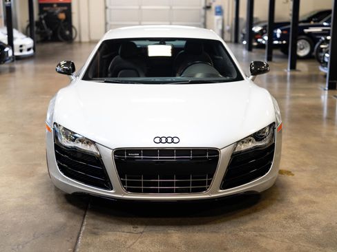 Used 2011 Audi R8 V10 image 3