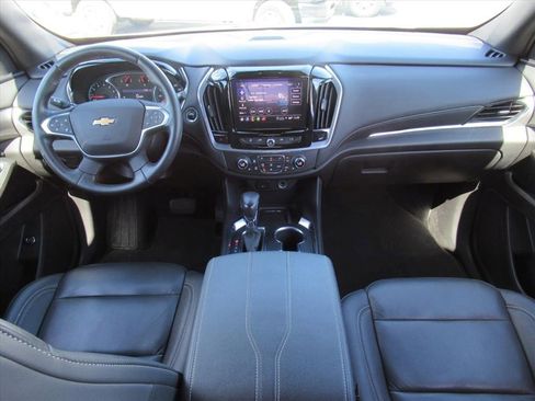 Certified 2023 Chevrolet Traverse LT image 13
