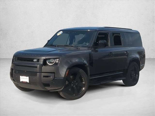 Used 2026 Land Rover Defender 130 X-Dynamic SE AWD/4WD image 1