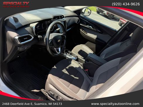 Used 2023 Chevrolet TrailBlazer LT AWD/4WD image 15