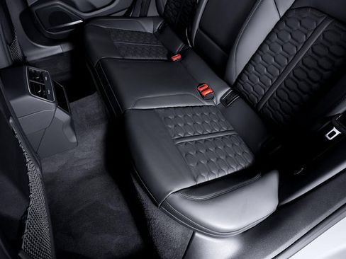 Used 2025 Audi RS 7 Performance image 25