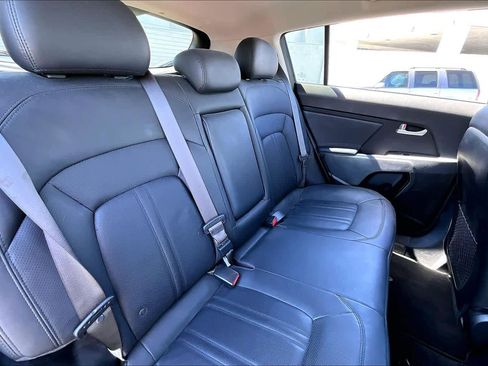 Used 2015 Kia Sportage EX image 19