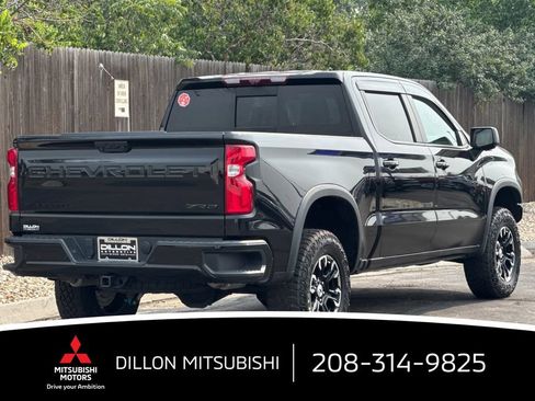 Used 2023 Chevrolet Silverado 1500 ZR2 w/ Technology Package AWD/4WD image 4