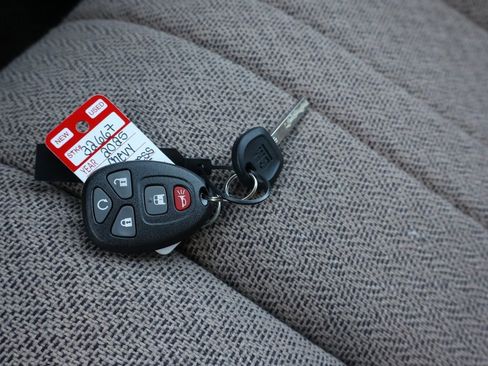 New 2025 Chevrolet Express 3500 w/ Driver Convenience Package image 26