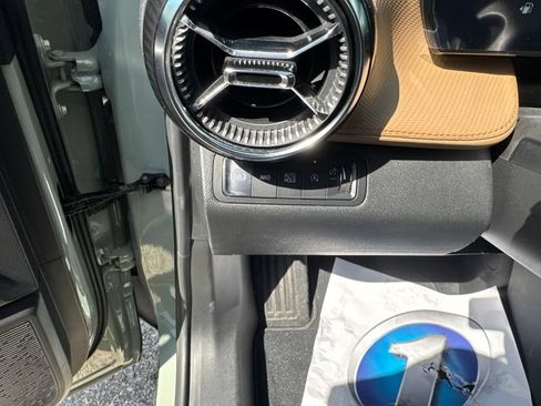 Used 2025 Chevrolet Equinox ACTIV w/ Convenience Package III AWD/4WD image 11