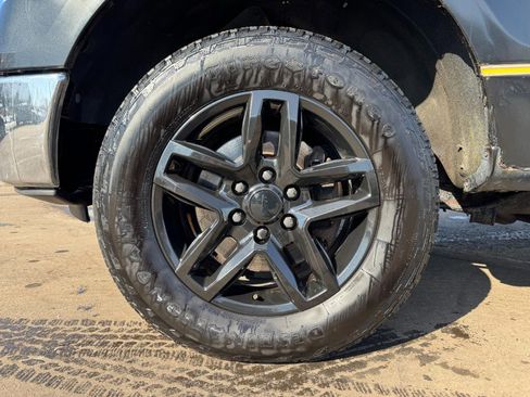 Used 2012 Ford F150 XLT w/ XTR Pkg image 13